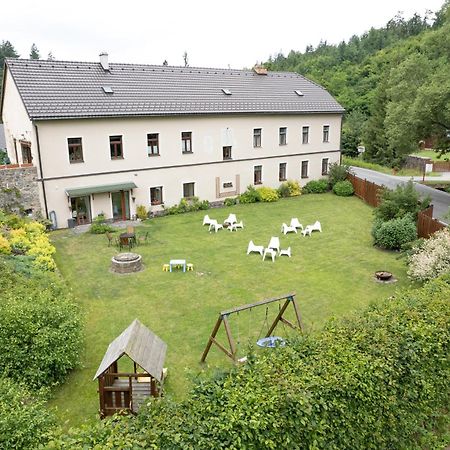 Penzion Stary Pivovar Křtiny Zewnętrze zdjęcie