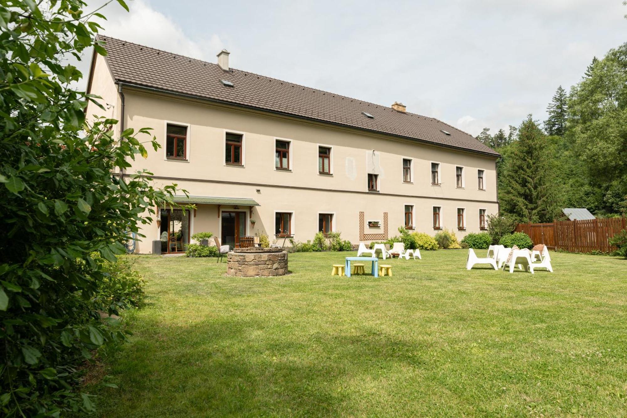 Penzion Stary Pivovar Křtiny Zewnętrze zdjęcie